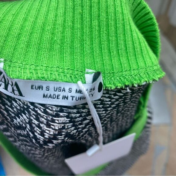 ZARA NEW Black / Green JACQUARD KINT CROPPED TOP size small NWT - Picture 11 of 11